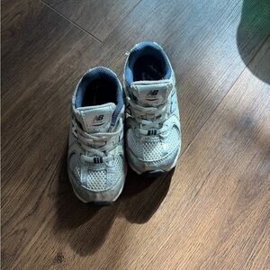 New Balance Kids' Light Gray Sneakers